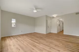 Photo #3: 2635823 Listing