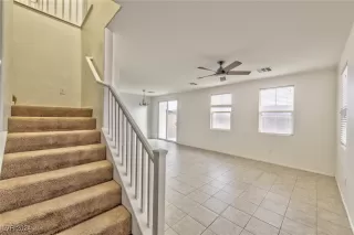 Photo #2: 2635837 Listing 