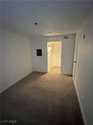 Photo #3: 2635847 Listing 