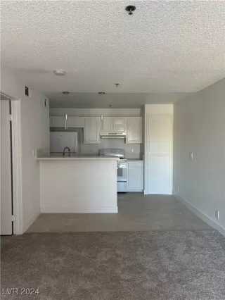 Photo #4: 2635847 Listing 