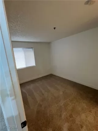 Photo #6: 2635847 Listing 