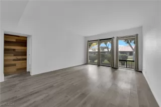 Photo #2: 2635866 Listing 