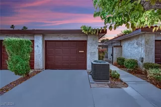 Photo #5: 2635866 Listing 