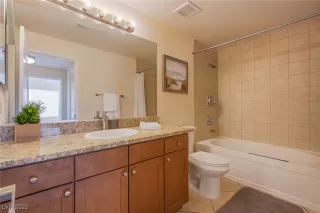 Photo #6: 2635909 Listing 