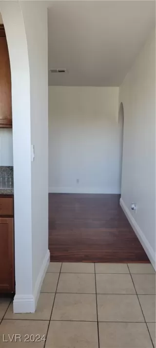 Photo #5: 2635935 Listing 