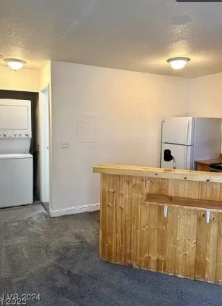 Photo #5: 2635975 Listing 