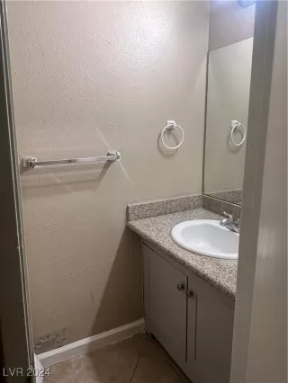 Photo #5: 2635988 Listing 