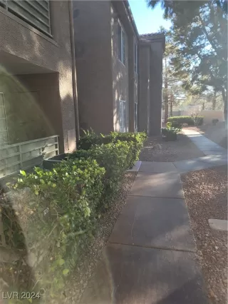 Photo #1: 2636007 Listing 