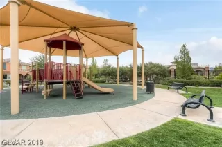 Photo #6: 2636042 Listing 