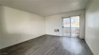 Photo #4: 2636063 Listing 