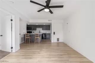 Photo #2: 2636076 Listing