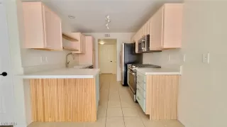 Photo #6: 2636096 Listing