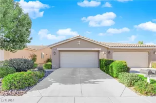 Photo #2: 2636124 Listing