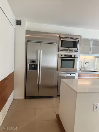 Photo #1: 2636143 Listing 