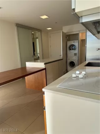 Photo #3: 2636143 Listing 