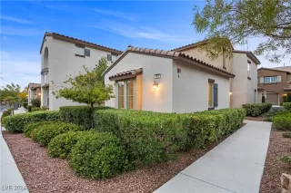 Photo #2: 2636160 Listing