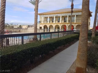 Photo #2: 2636204 Listing 