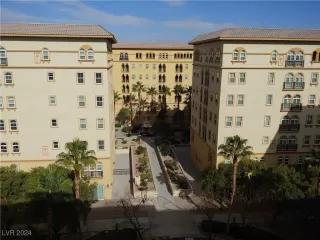 Photo #3: 2636204 Listing 