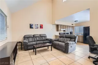 Photo #1: 2636252 Listing 