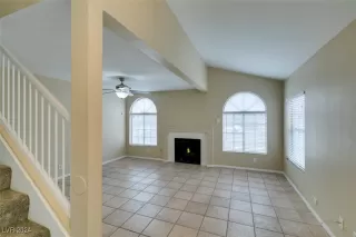 Photo #3: 2636265 Listing