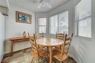 Photo #6: 2636287 Listing