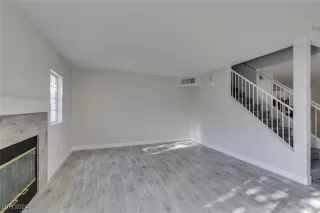 Photo #6: 2636308 Listing 