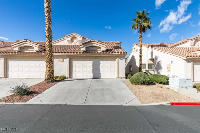 MLS: 2636328 Condo For Sale