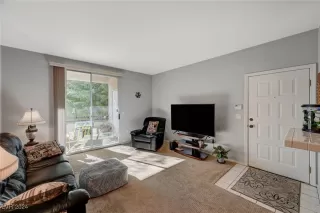 Photo #6: 2636387 Listing