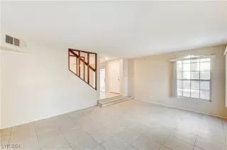 Photo #6: 2636442 Listing 