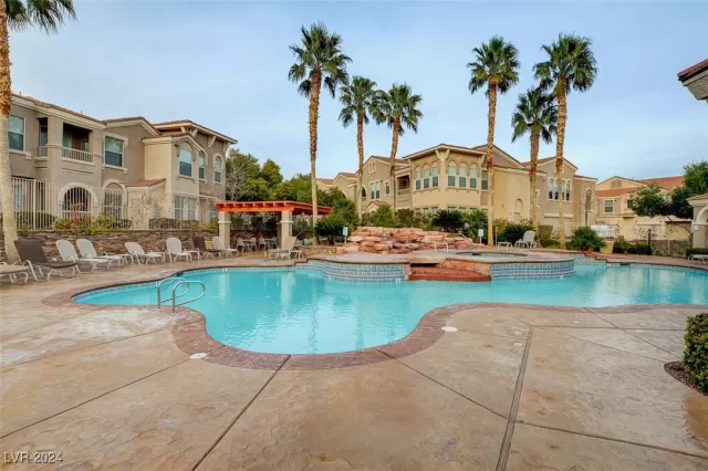 MLS: 2636446 Condo For Sale