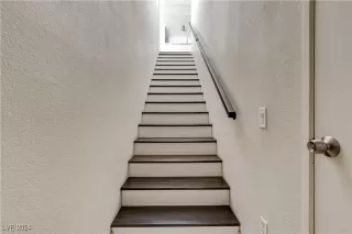 Photo #2: 2636446 Listing 