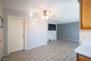 Photo #6: 2636448 Listing