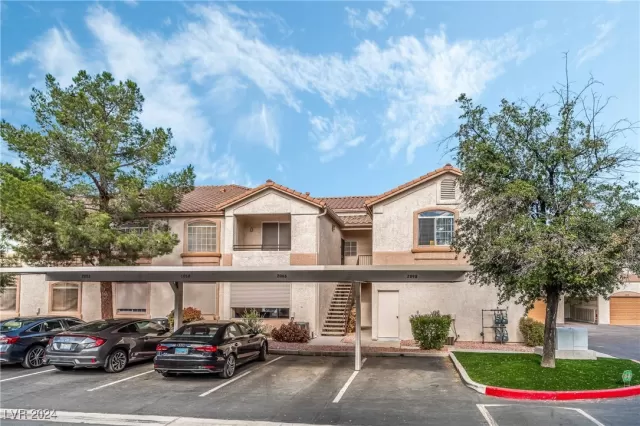 MLS: 2636498 Condo For Sale