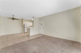 Photo #4: 2636498 Listing 