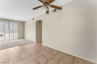 Photo #5: 2636498 Listing 