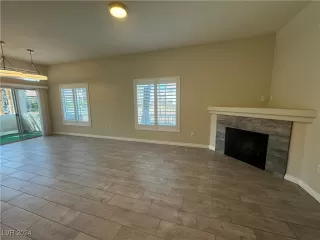 Photo #2: 2636500 Listing 