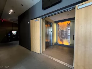 Photo #5: 2636503 Listing 