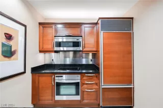 Photo #1: 2636540 Listing