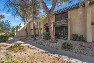 Photo #1: 2636545 Listing 