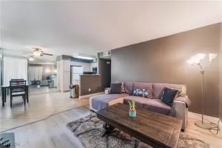 Photo #5: 2636552 Listing 