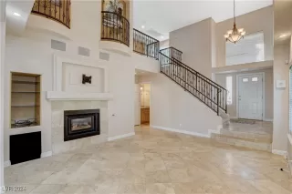 Photo #6: 2636582 Listing