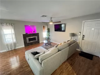 Photo #1: 2636588 Listing 