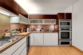 Photo #5: 2636612 Listing 