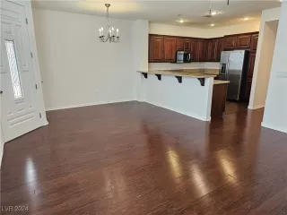 Photo #1: 2636640 Listing 