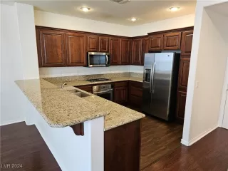 Photo #2: 2636640 Listing 