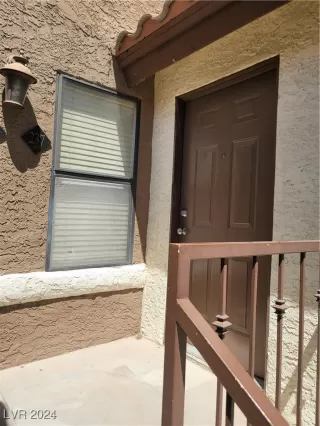 Photo #3: 2636678 Listing 