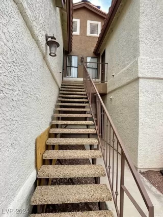 Photo #4: 2636678 Listing 