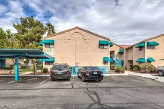 Photo #1: 2636685 Listing 