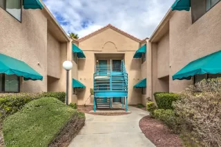 Photo #2: 2636685 Listing 