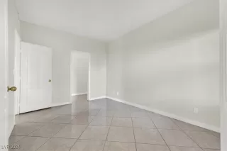 Photo #5: 2636697 Listing 